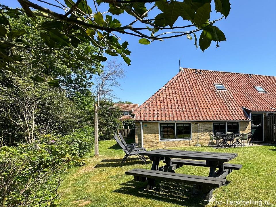 Buitenaanzicht Nien (Lies) Buitenaanzicht Nien (Lies)